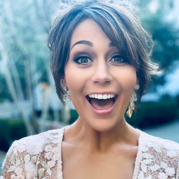 alexisraeperry